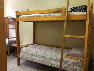 Хостелы Sun Хмельницкий Спальное место на двухъярусной кровати в общем номере для мужчин и женщин-5